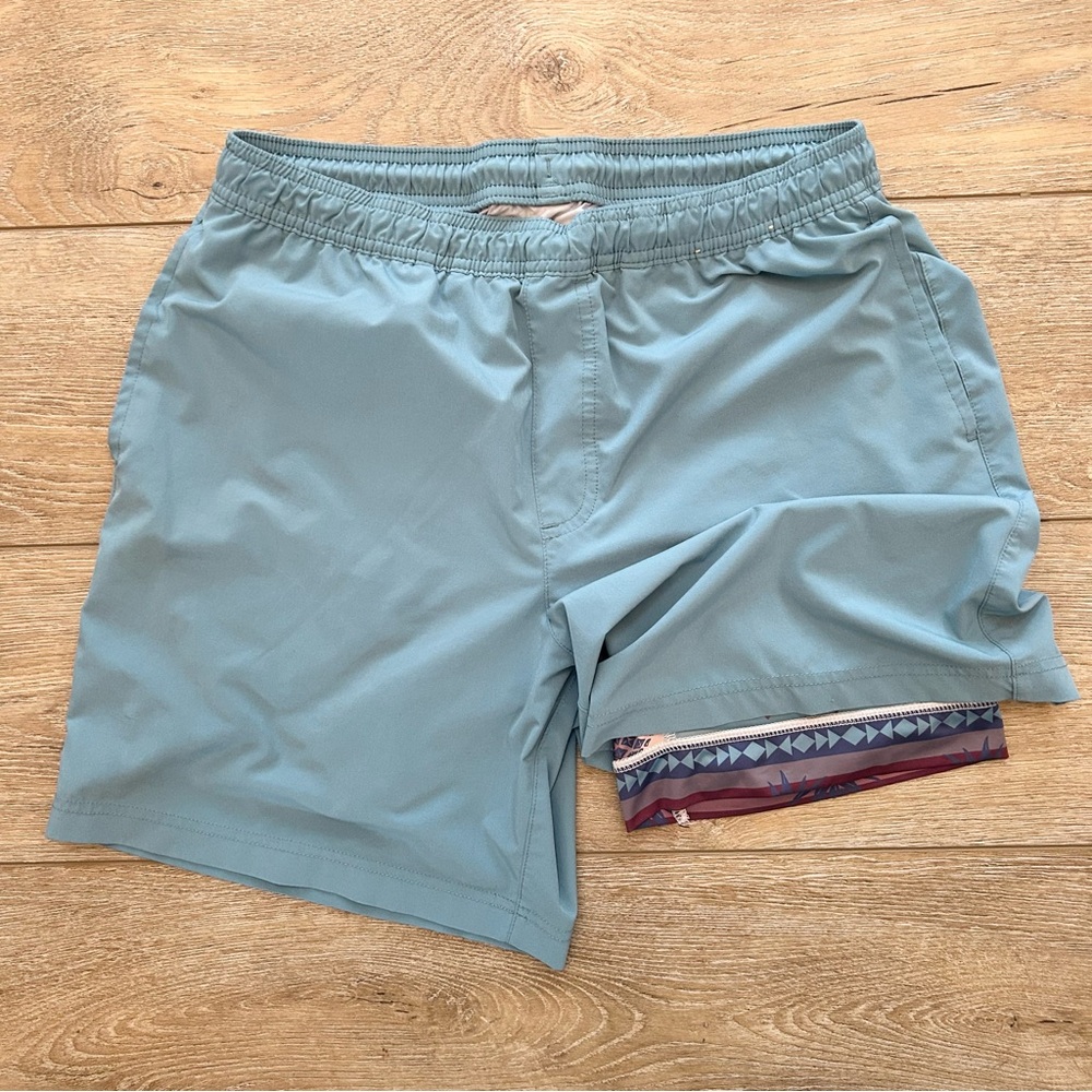 Chubbies 7” Swim Trunks Shorts Hybrid Performance Men Sz Medium Green Aztec - Picture 1 of 9